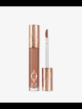 Charlotte Tilbury Airbrush Flawless Lip Blur Matte Liquid Lipstick-Nude Blur